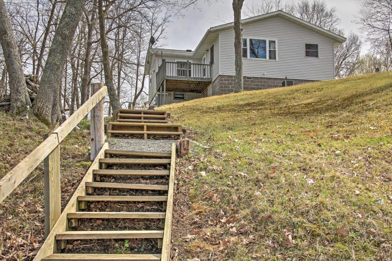 Cozy Balsam Lake Home Deck, Private Dock And Kayaks Exterior foto